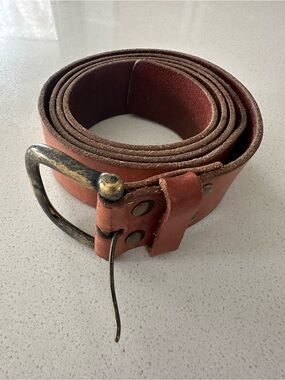 Wilfred Brown Leather Roll Belt with Antiqued Brass Buckle